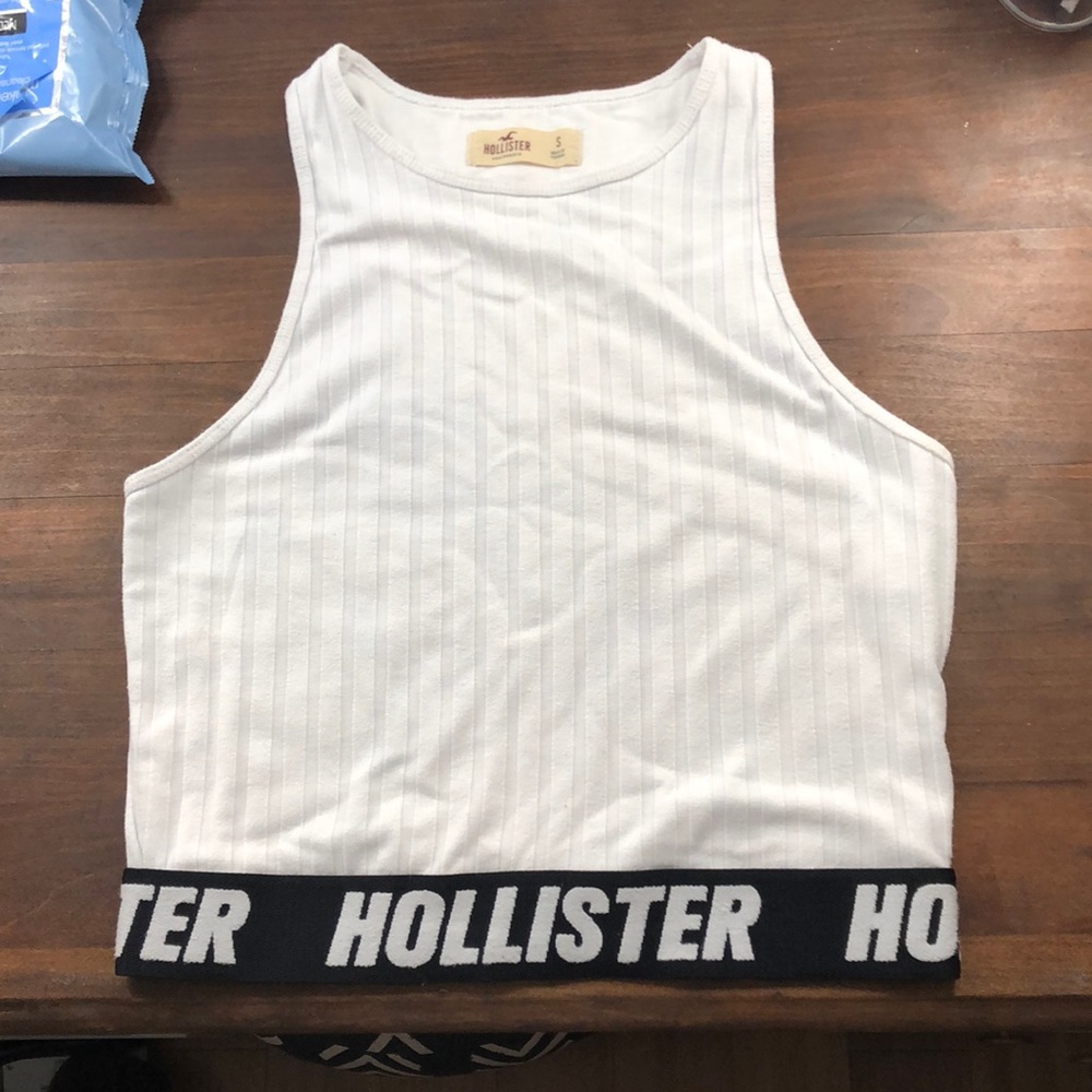 Hollister Crop Top